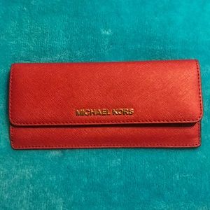 Michael Kors Jet Set/Saffiano Leather Flat Wallet